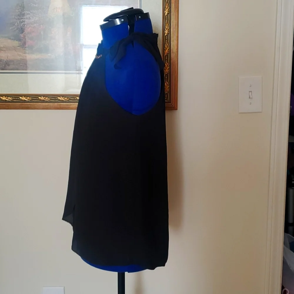 Fancy black top - Picture 3 of 5